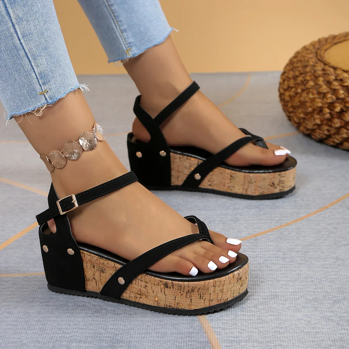 Women Sandals 2024 new summer Strap Platform Heels Women Simple Comfortable Soft-soled Wedge Flip-Flops Shoes Women Sandals