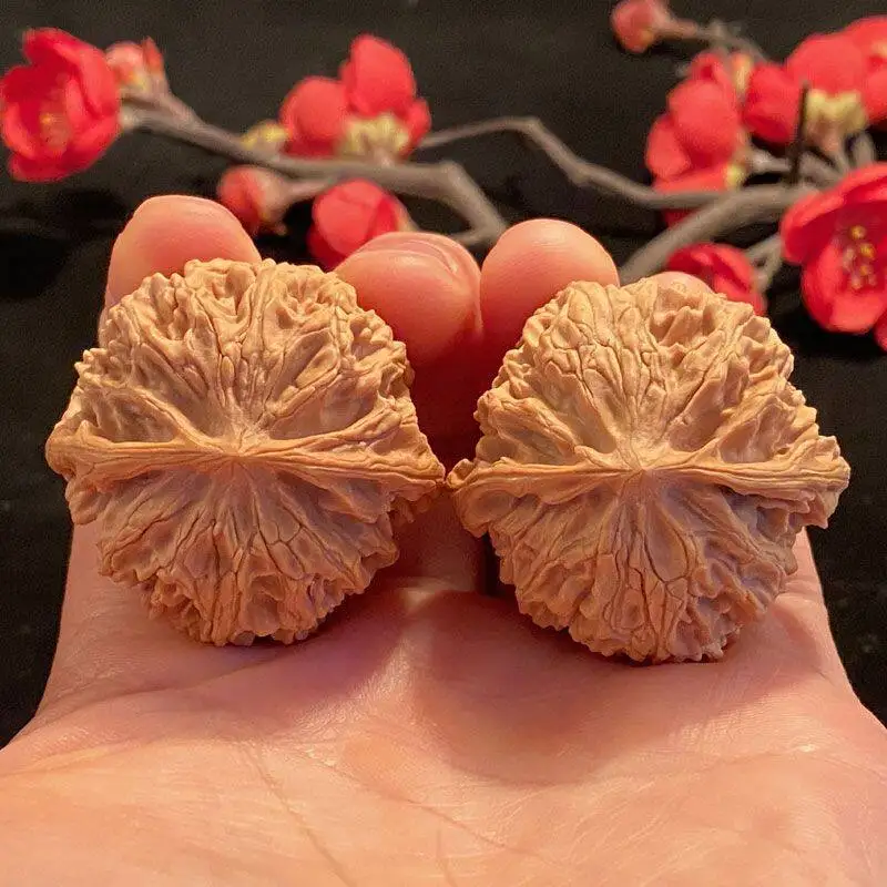 Premium Matched Pair Peach Wood Ball Mounded Lion Head Wenwan Walnuts Classic Chinese Hand Fidget For Stress Relief 39mm To 45mm