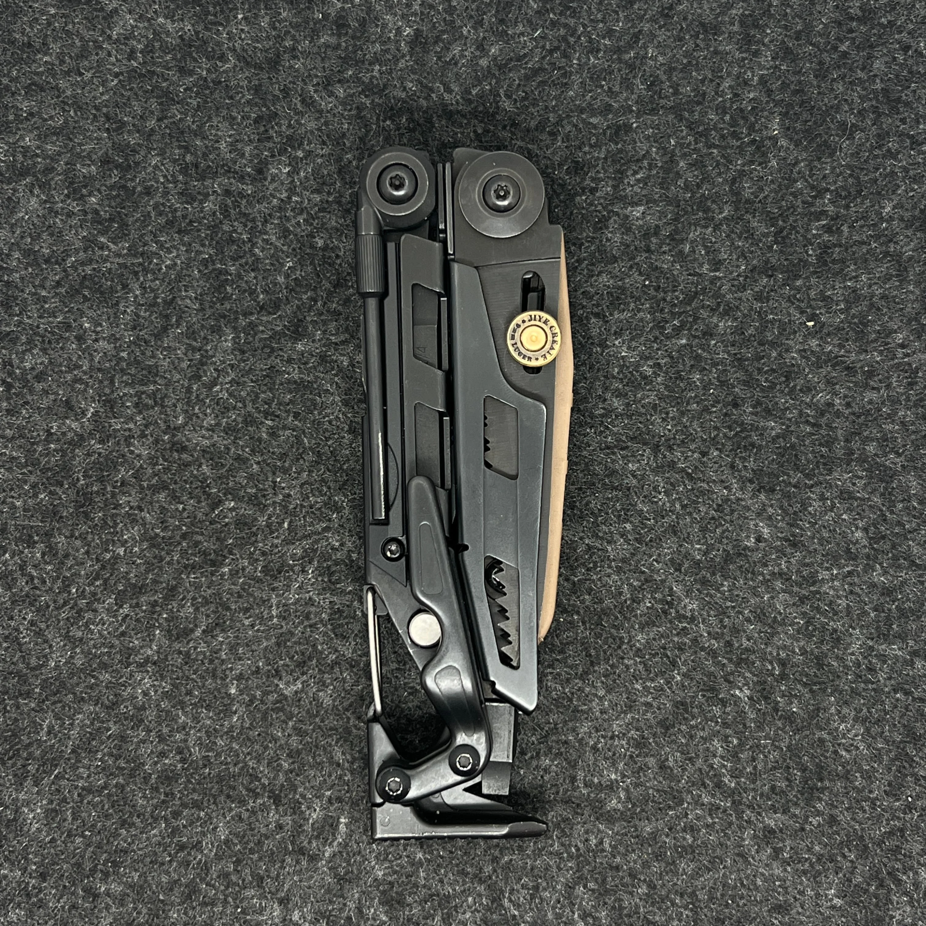 4 Typen zylindrischer Daumengriff aus Messinglegierung | Zurück Schraubenbefestigung für Leatherman MUT EOD Surge P2 P4 T2 T4 MOD DIY Zubehör