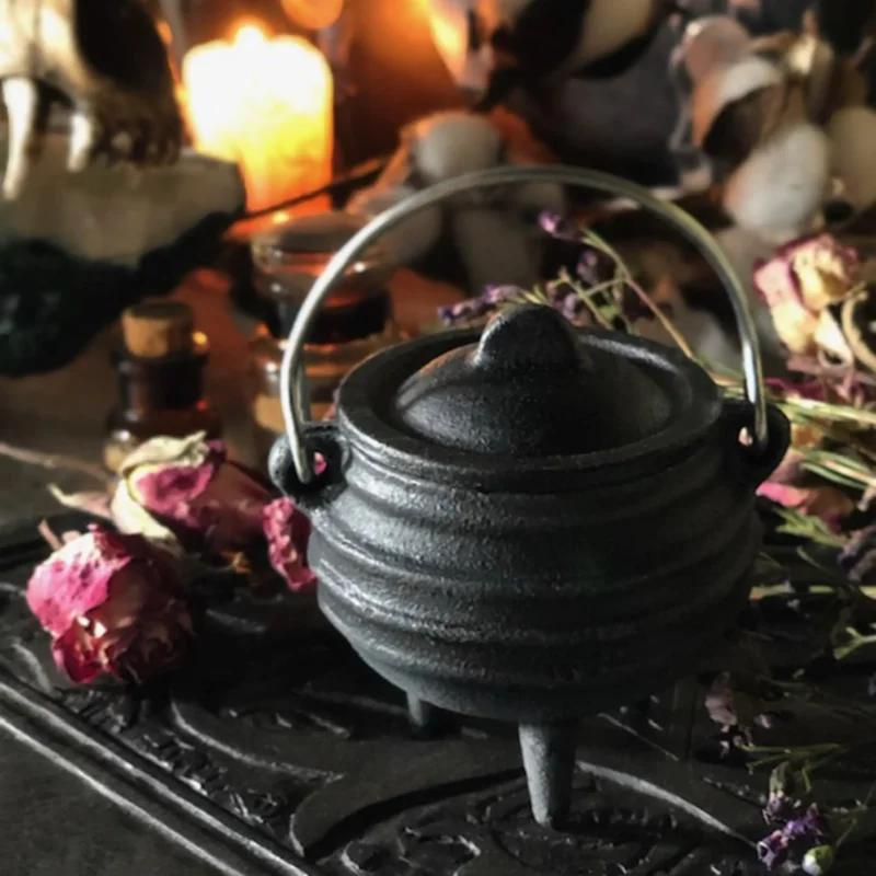 Mini Cast Iron Witch Cauldron Wicca Cauldron Pot For Halloween with Free Gift