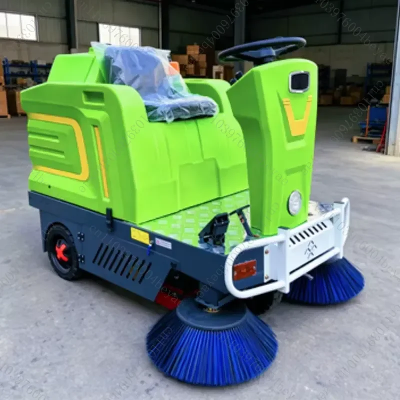Factory Direct Ride-on Electric Floor Sweeper 1300mm Cleaning Width 8000-10000㎡/h Efficiency
