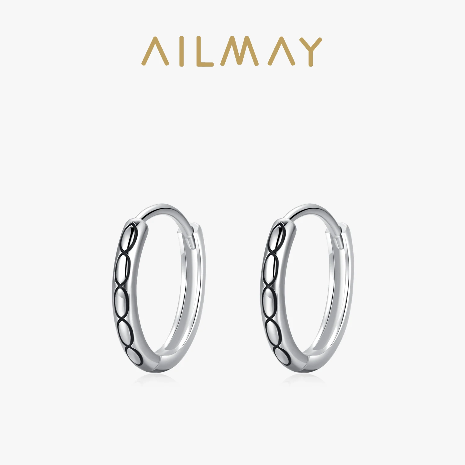 Ailmay S925 Silber-Ohrringe mit Tropfenmuster für Frauen in Europa und Amerika, mit einzigartigem Design und personalisierten Ohrclips.