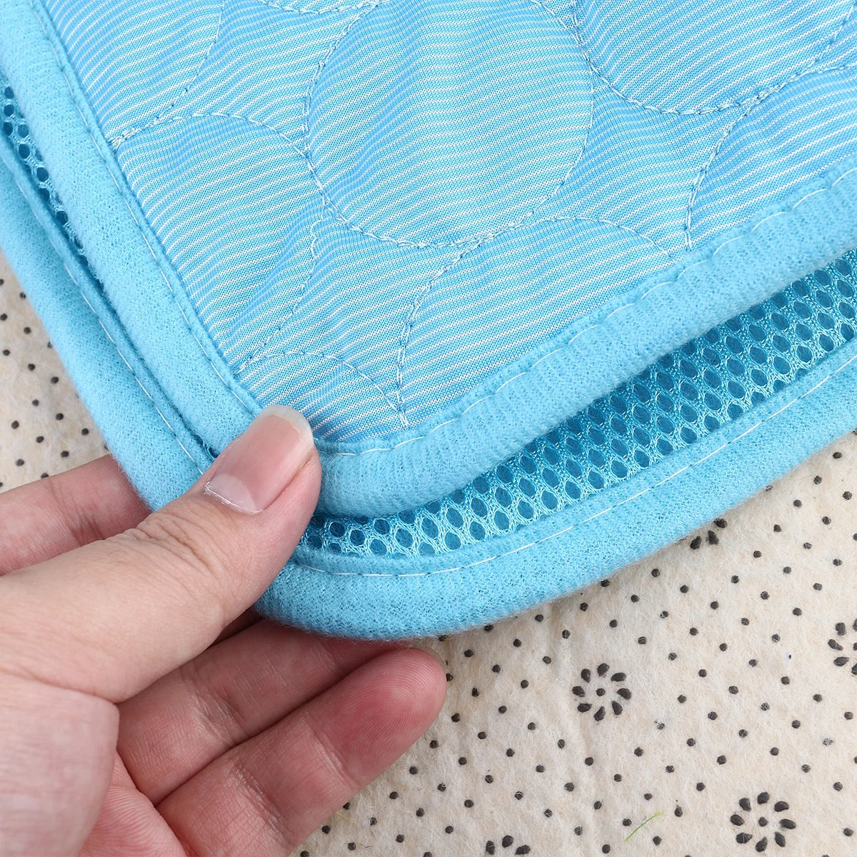 

Pet Ice Mat Cool Dog for Dogs Cooling Waterproof Pad Cat Beds Cats Summer Products