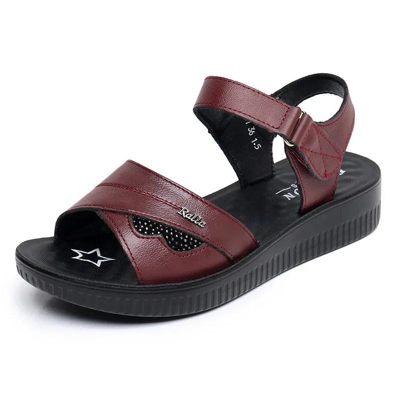 

Women's 2025 New Summer sandals soft soled slippers,durable flat bottom lightweight shoes for women (Take one size larger)