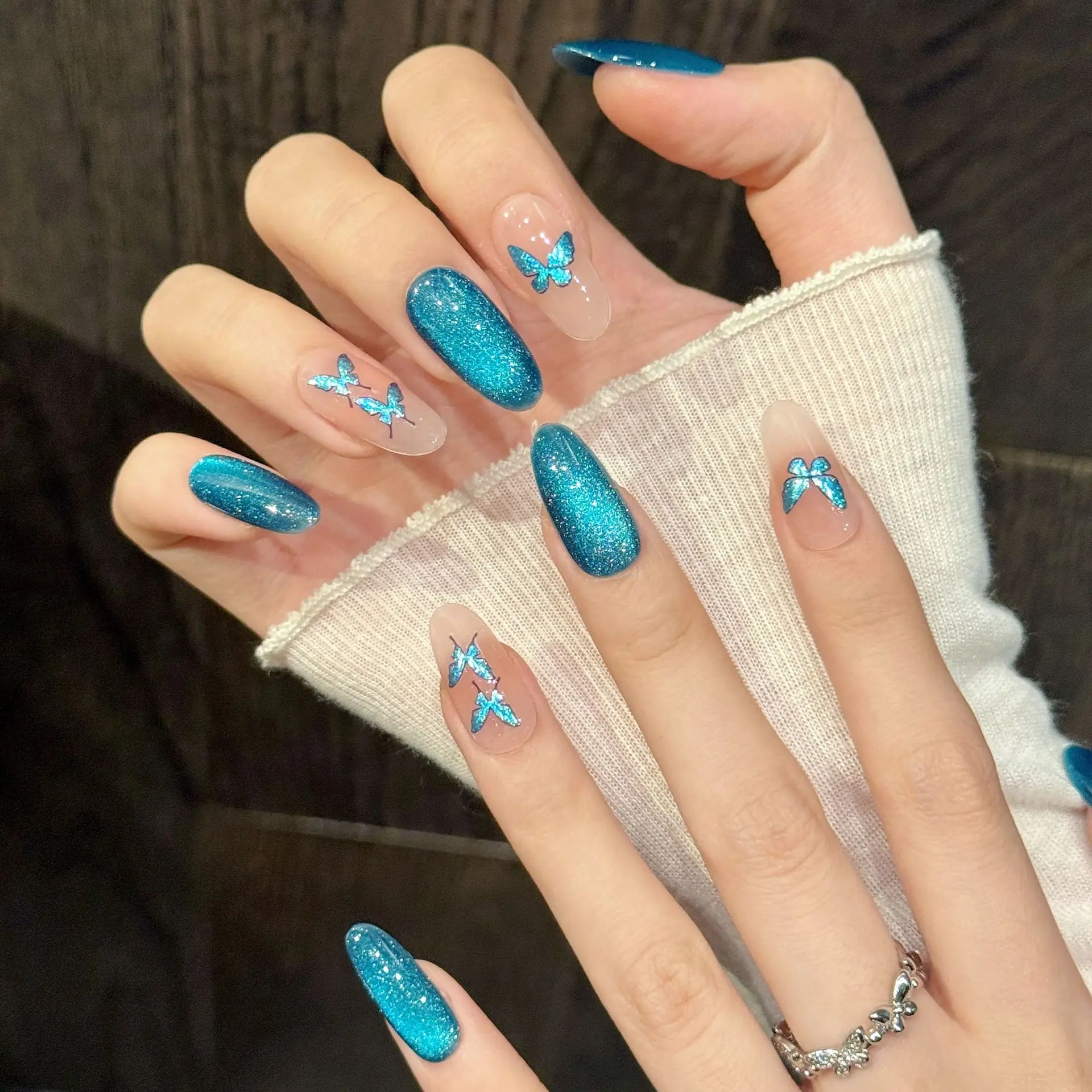 Imprensa feita à mão em unhas borboleta azul glitter cristal curto unhas falsas para mulheres menina wearable doce olho de gato unhas falsas dicas