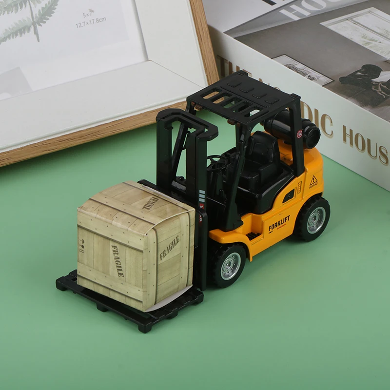 Alloy Die-Cast Model Vehicle Construction Forklift Friction Toy Cargo Pallet Interactive Toy For Boys Girls Xmas Gift