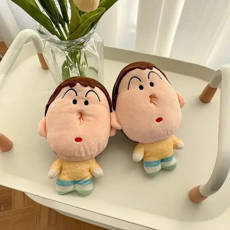 

21 см Аниме-плюшевая кукла-брелок Крейон Шин-чан (Бучан) в виде коробки для салфеток, оригинальный забавный дизайн, плюшевая игрушка-брелок, подвеска для сумки для пары