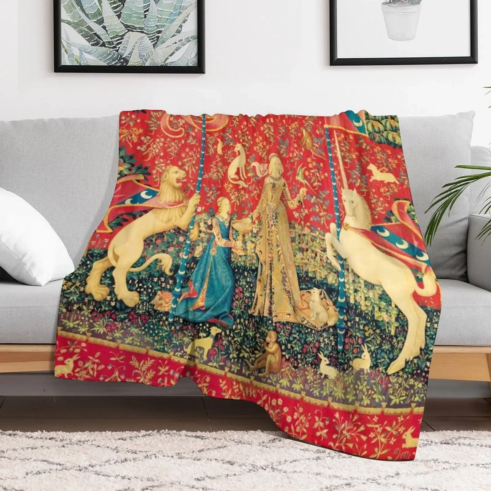 LADY AND UNICORN Taste, Red Green Fantasy Flowers,Animals Throw Blanket Luxury Throw for sofa Designers heavy to sleep Blankets