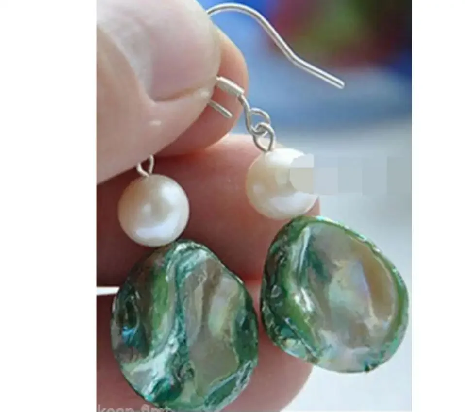 

NEW DESIGN FASHION HANDMADE GREEN SOUTH SEA SHELL & PEARL DANGLE EARRING NEW
