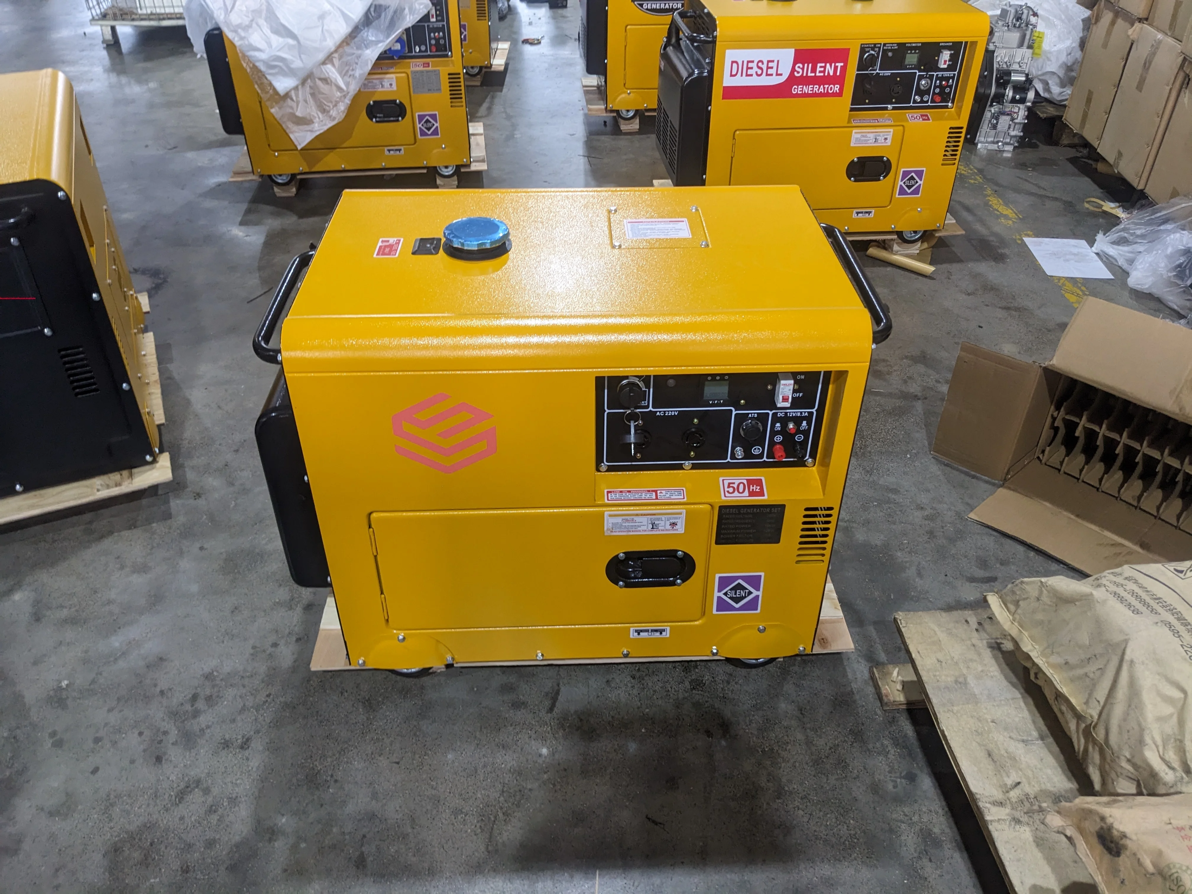 YHS Factory Price 5KW 6kw 8kw 10kw single-phase Silent  Power Generators  Electric Start