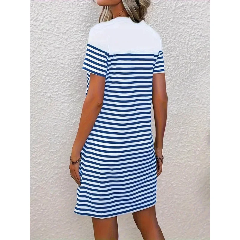 แฟชั่นสันทนาการคลาสสิกลายแขนสั้นสีจับคู่เสื้อยืดกระโปรงฤดูร้อนรอบคอชุดเดินทางผู้หญิงสีฟ้า