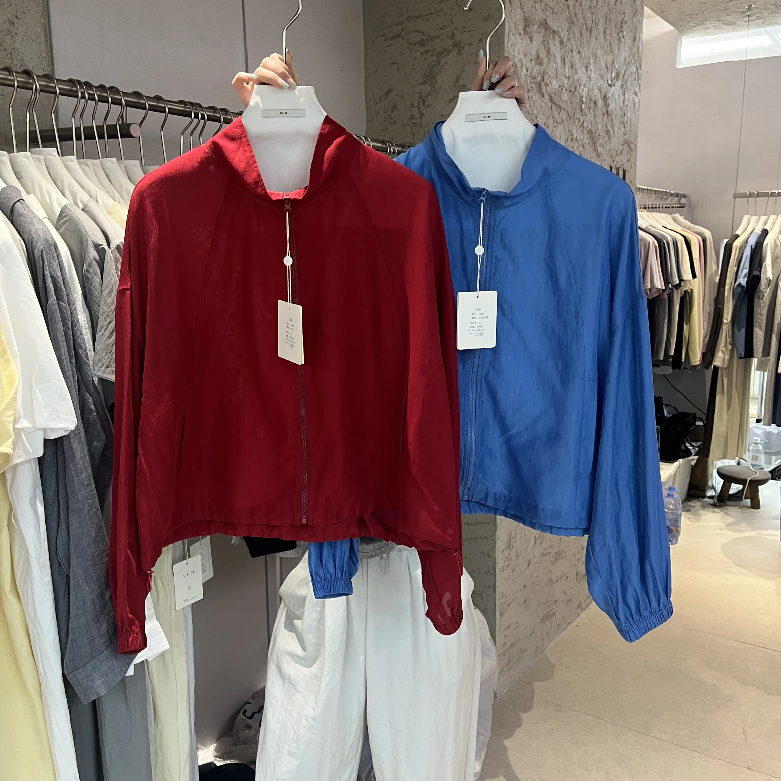 

XHM корейский шелковый женский летний топ на молнии с застежкой-молнией, новинка 25, простой повседневный топ, солнцезащитная одежда с воротником-стойкой