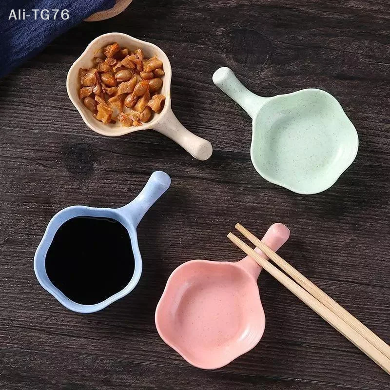 [P] (Random Color Delivery) 1pc Wheat Straw Sauce Dishes Chopstick Rest Sushi Soy Dipping Bowl Appetizer