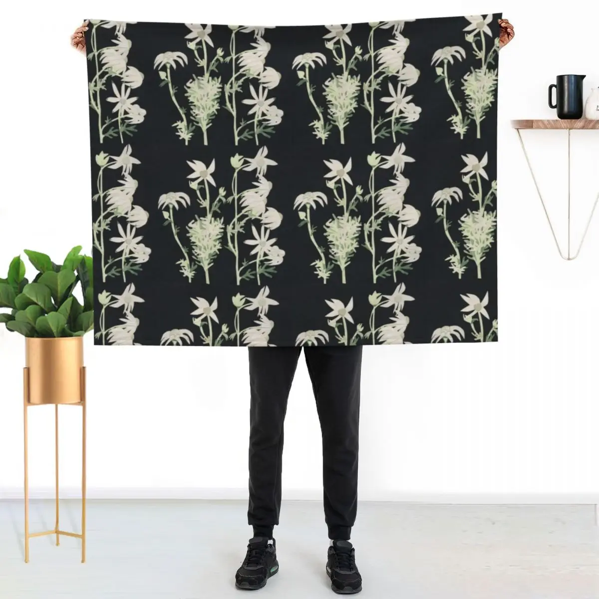 

Flannel Flower Throw Blanket Travel Size Cozy Blanket for Plane Train