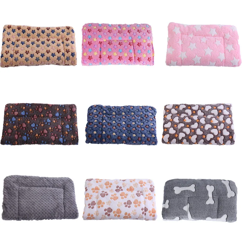 Warm Flannel Cat Dog Mat Washable Blanket Pet Dog Sleeping Bed Dog Sofa Mattress Cushion for Small Medium Dogs Mats Pet Supplies