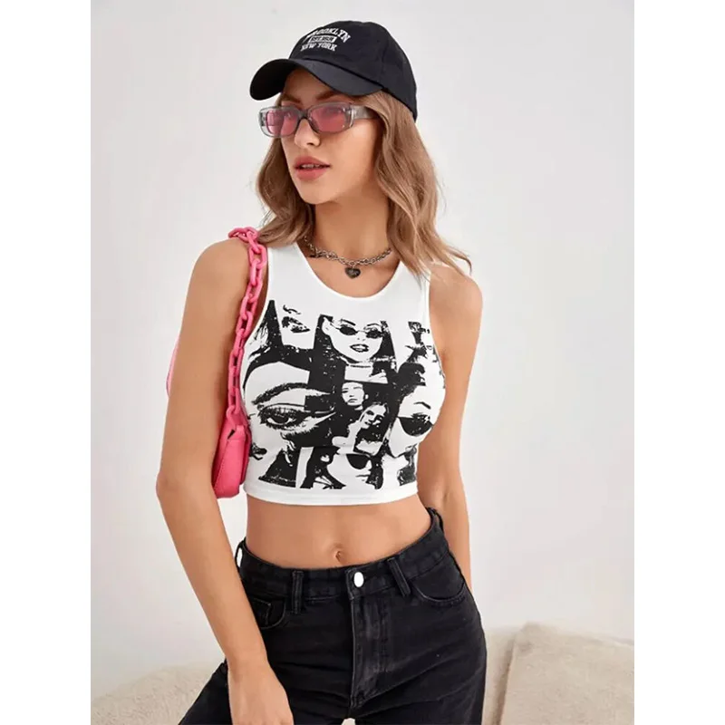 Figure Graphic Crop Tank Top