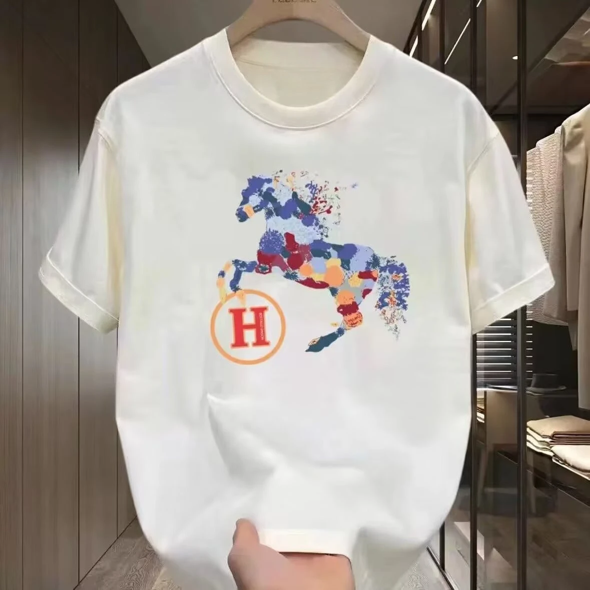 أزياء نمط القطن الخالص الرجال والنساء قاعدة القمصان الياقة المستديرة تي شيرتات قصيرة الاكمام زوجين يطبع الربيع والخريف H