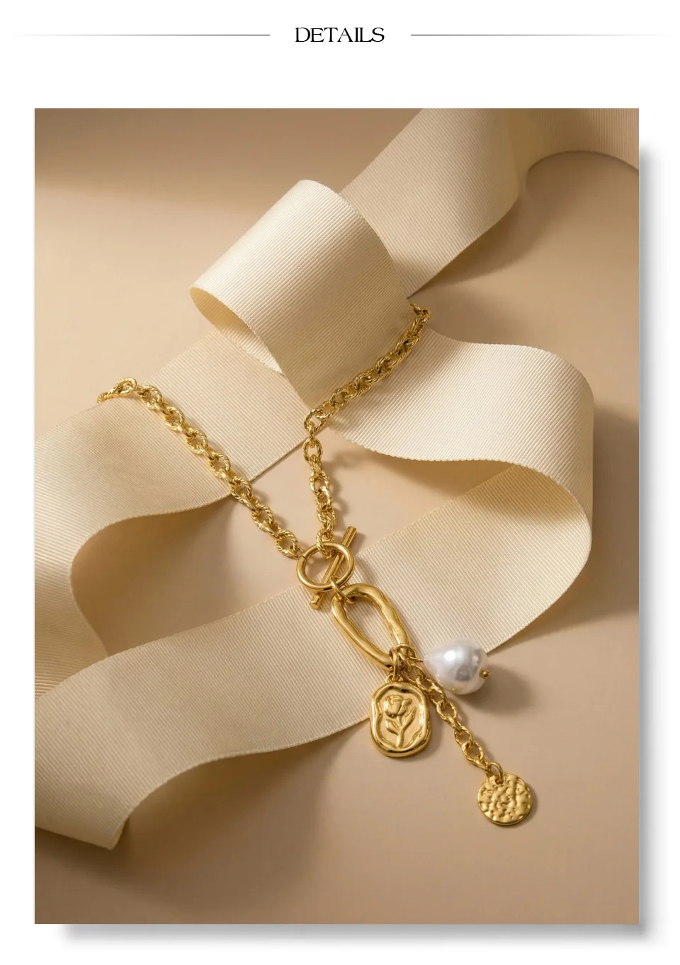 Yhpup Halskette mit Blumenanhänger aus Edelstahl mit Imitationsperlen, anlaufbeständige Metall-Statement-Kette, Modeschmuck, Geschenk – Detail 5