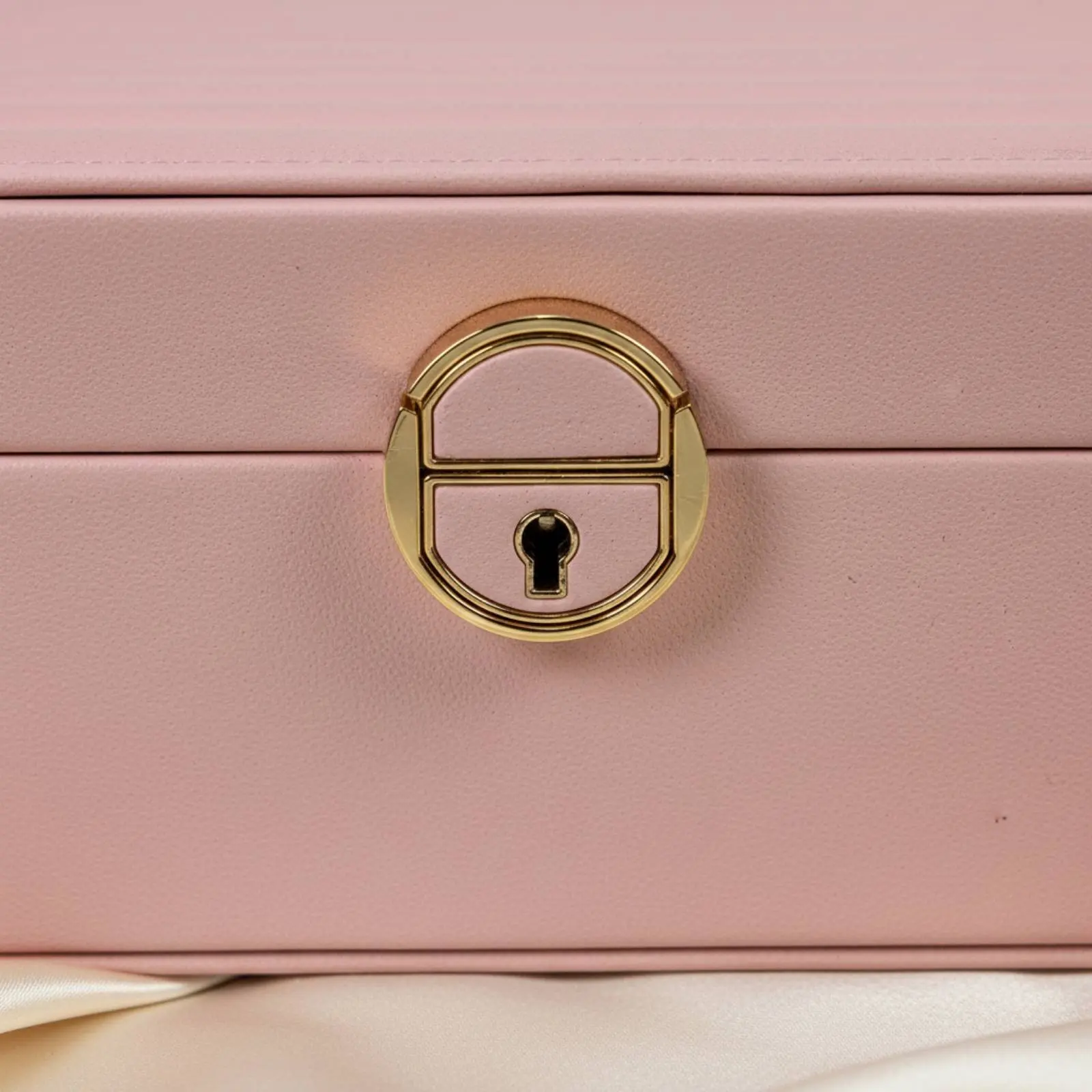 

Multi-Tier Jewelry Box Soft Luxurious Textile Lining Multi-Compartment Jewelry Holder Watch and Band Storage Case for Girls