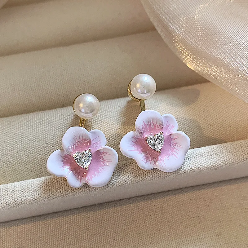 2024 New Korean Exquisite Sweet Pearl Drop Earrings Simplicity Elegant Fashion Summer Fresh Flower Women Earrings Jewelry