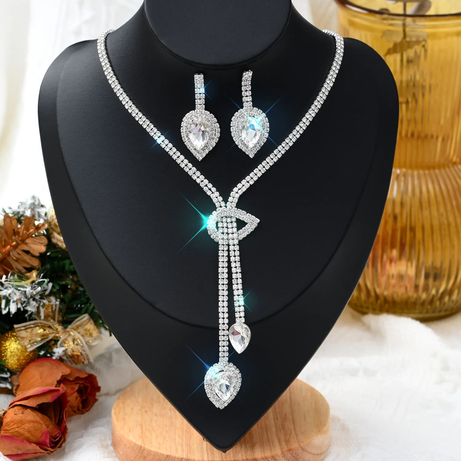 1 Set Of Fashionable Copper Inlaid Claw Chain Necklace, Earrings, Jewelry Set, Women\'s Wedding Banquet Party Daily Necessities