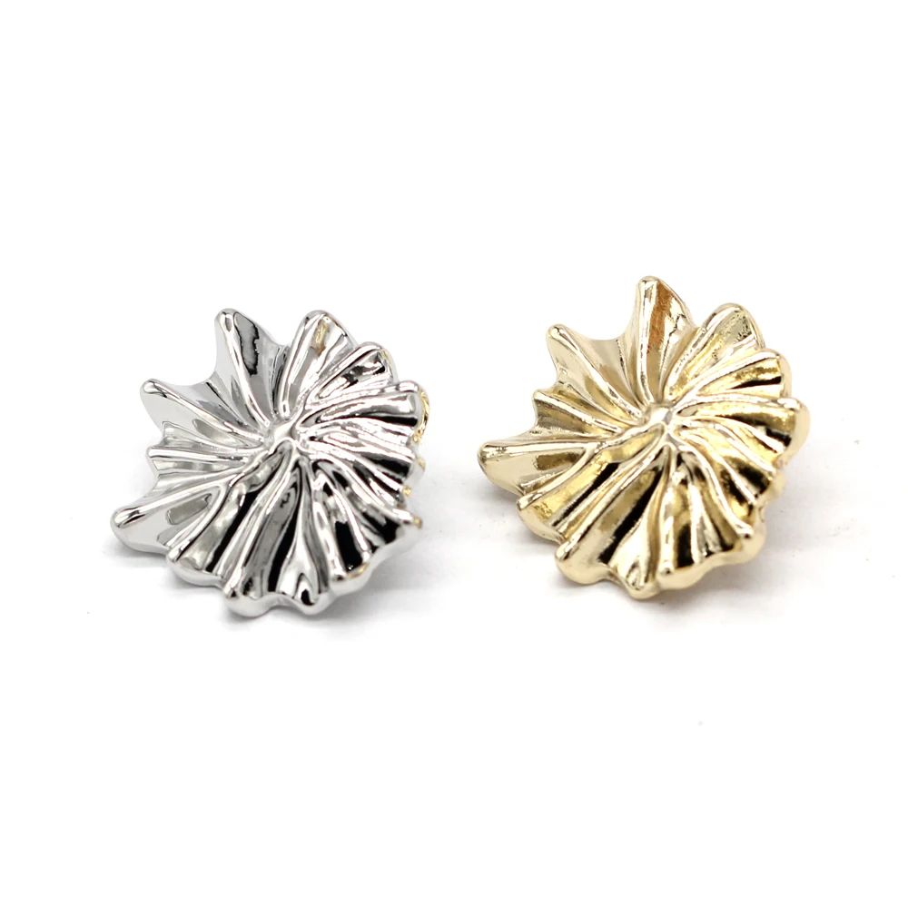 HENGC 20/23/40 مللي متر موضة زهرة شكل الذهب أزرار معدنية للملابس النساء بدلة معطف الزينة اليدوية الخياطة اكسسوارات