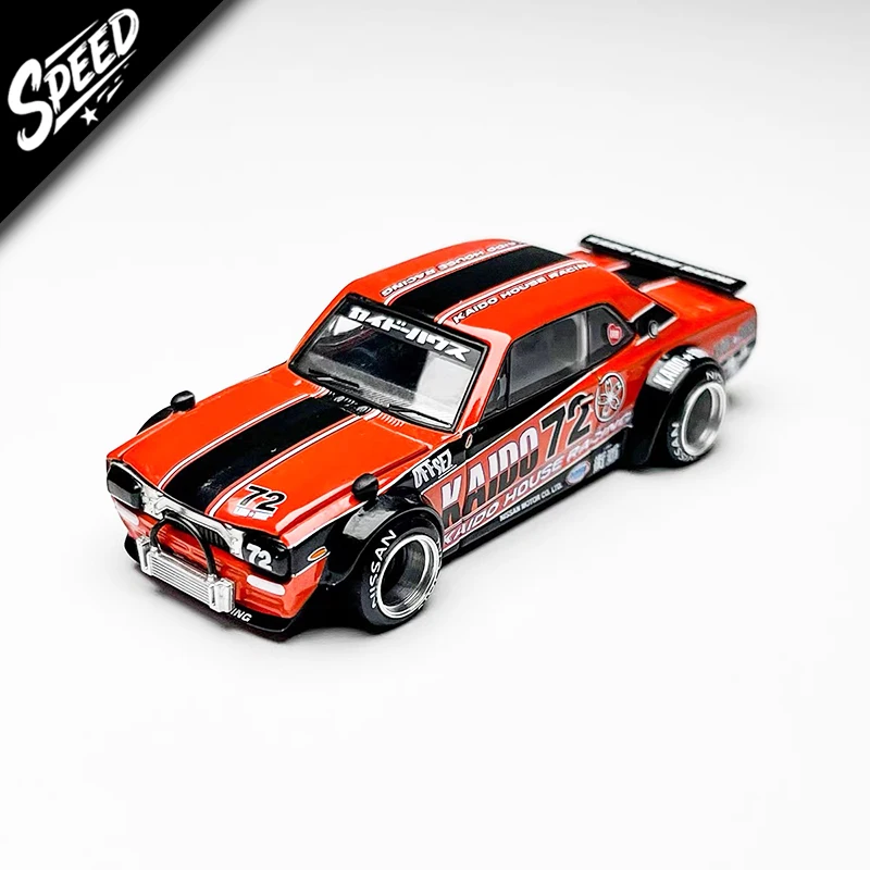 

Kaido House MINIGT 1:64 Nissan Skyline 2000 GT-R KPGC10 Kaido Racing V1 Openable Hood Diecast Car Model KHMG 195