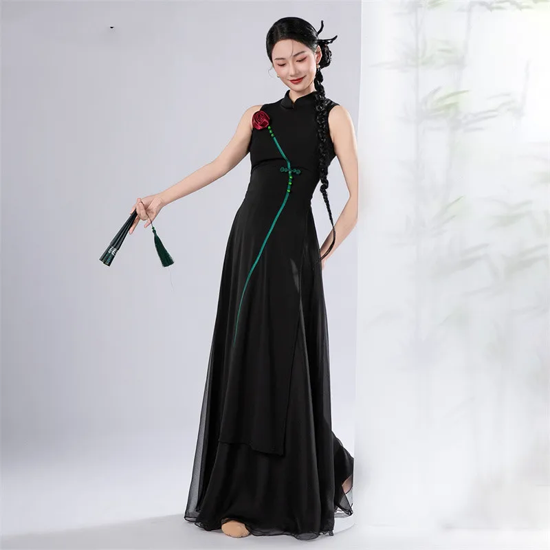 Kostium do tańca Cheongsam Chiński Tradycyjny Ludowy Strój Występowy dla Tancerki Narodowej Długa Sukienka Guziki Różane Szerokie Spodnie Culottes