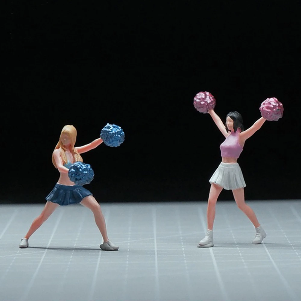 Kicarmod 1/64 skala Model patung miniatur cheerleader gambar miniatur boneka model dalam skala Model Diecast