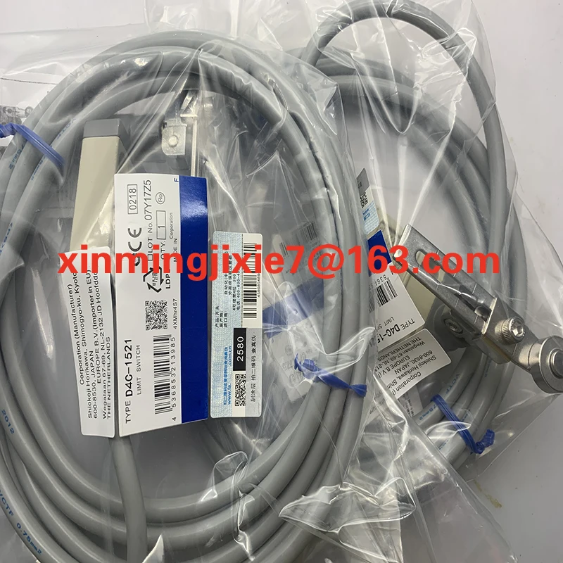 in stock  limit switch D4C-2420-3M D4C-5220-3M D4C-4420-3M D4C-2520-3M D4C-2550-3M  original travel switch