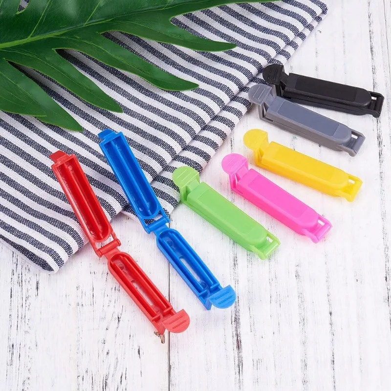 70 Pcs Plastic Sealing Clips Fresh-Keeping Clamp Sealer 7 Colors for Food and Snack Bag Home Food Storage Clip