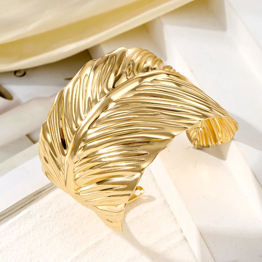 IPARAM Creative Gold Color Metal Feather Opening Bangle for Women Men Trendy Bracelet Personalized Fashion Jewelry Gifts