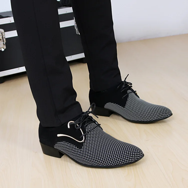 Big size fashion Mens brogue shoes wedding Business dress Nightclubs oxfords Breathable Working lace up shoes 2021 new