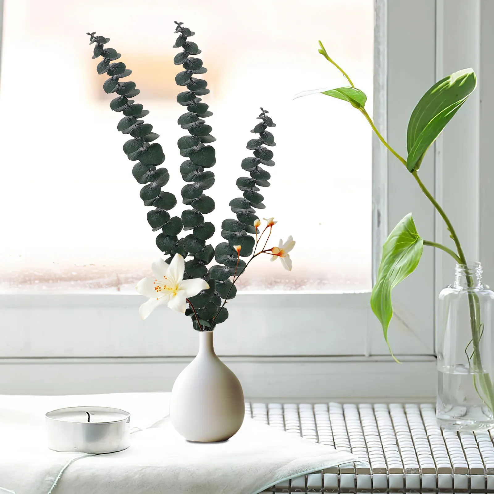 

30Pcs Round Eucalyptus Leaves Artisan Crafted for Indoor Decor Relaxation Ambiance Wedding Favors Dried Plant Stems