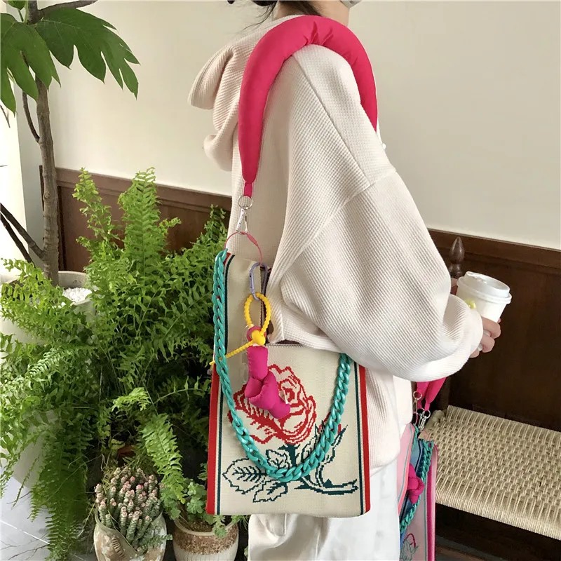 NEW Crochet Wrist Bag Women Handbags Cute Knitting Shoulder Crossbody Bags for Women 2022 flowers Candy Color Shopper Tote