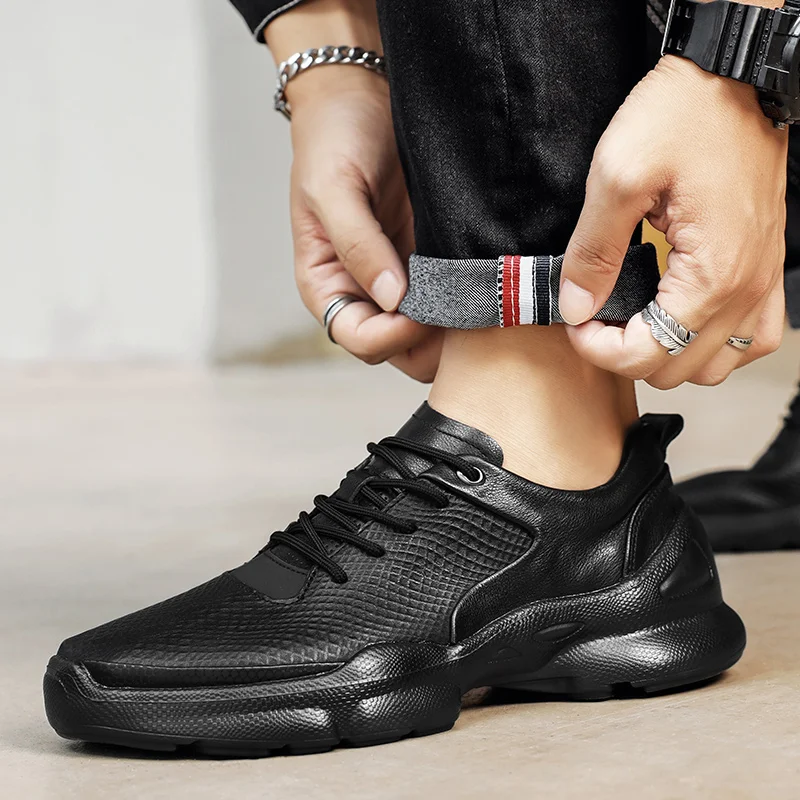 

Летние дышащие мужские повседневные туфли из натуральной кожи с модным дизайном, удобные спортивные туфли на шнуровке спереди