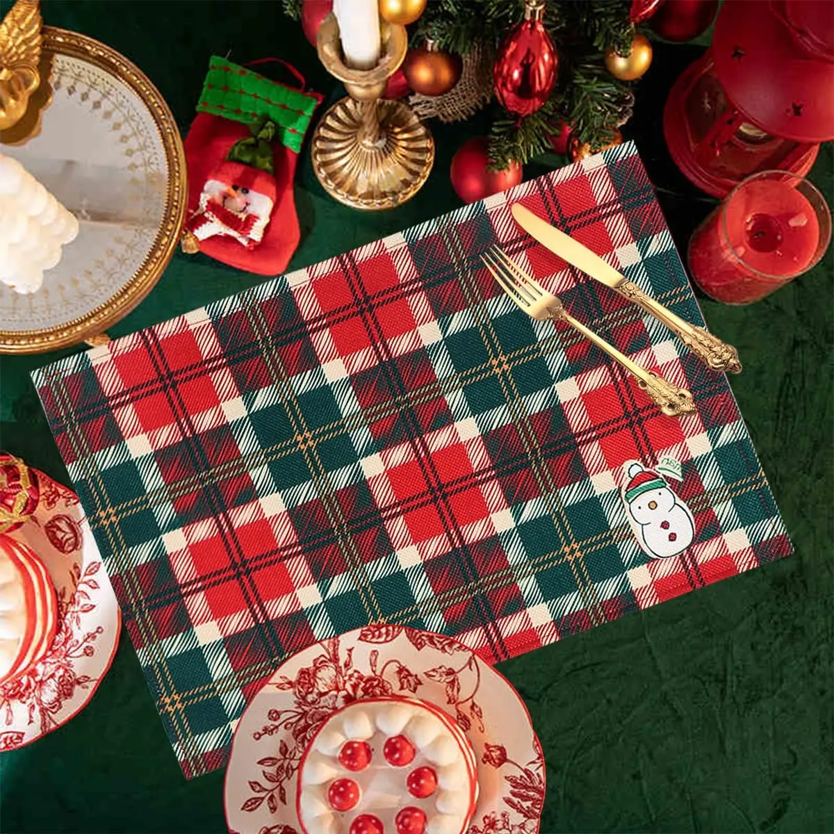 Red and Green Plaid Christmas Tree Dinner Placemats, 12 x 18 Inch Waterproof Winter Cute Christmas Holiday Rustic Vintage