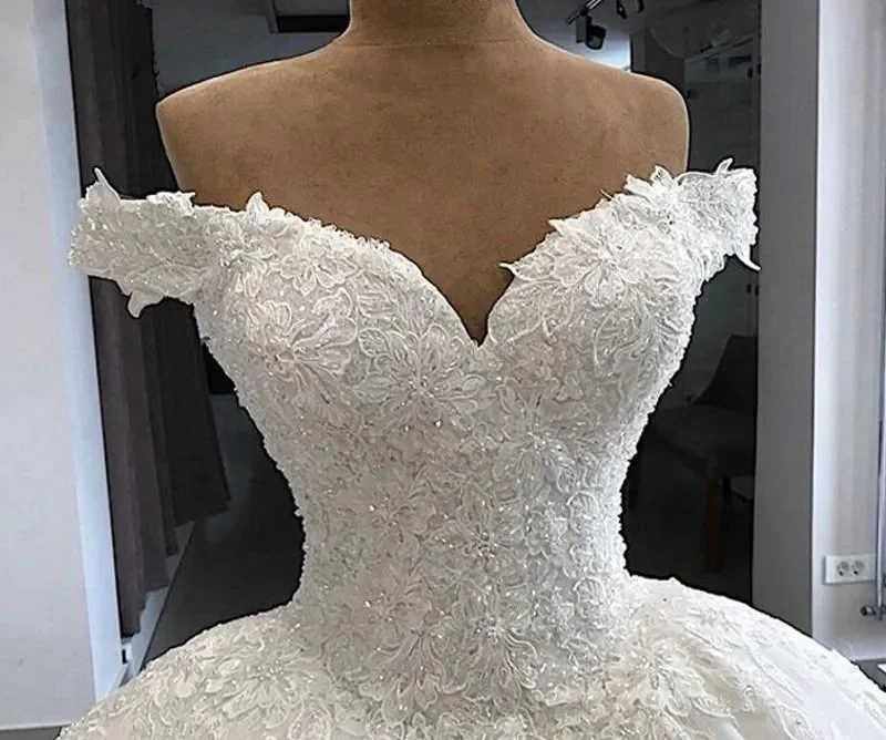 Customized Lace Applique Dresses Elegant Off The Shoulder Ballgown Corset Back Floor Length Chapel Wedding Bridal