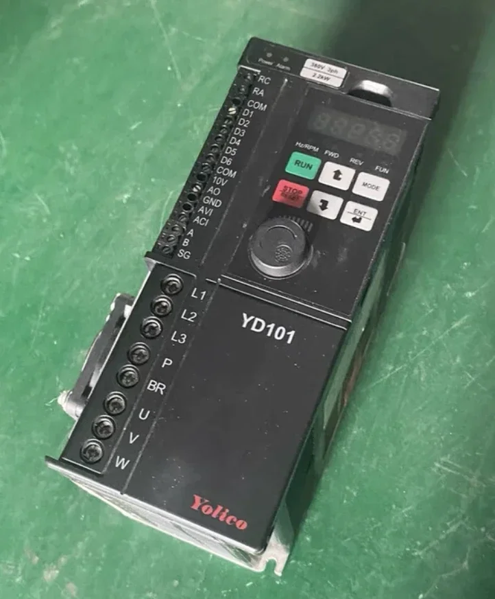 Used frequency converter, YD101-02P2-T4,2.2 kw 380V, function package