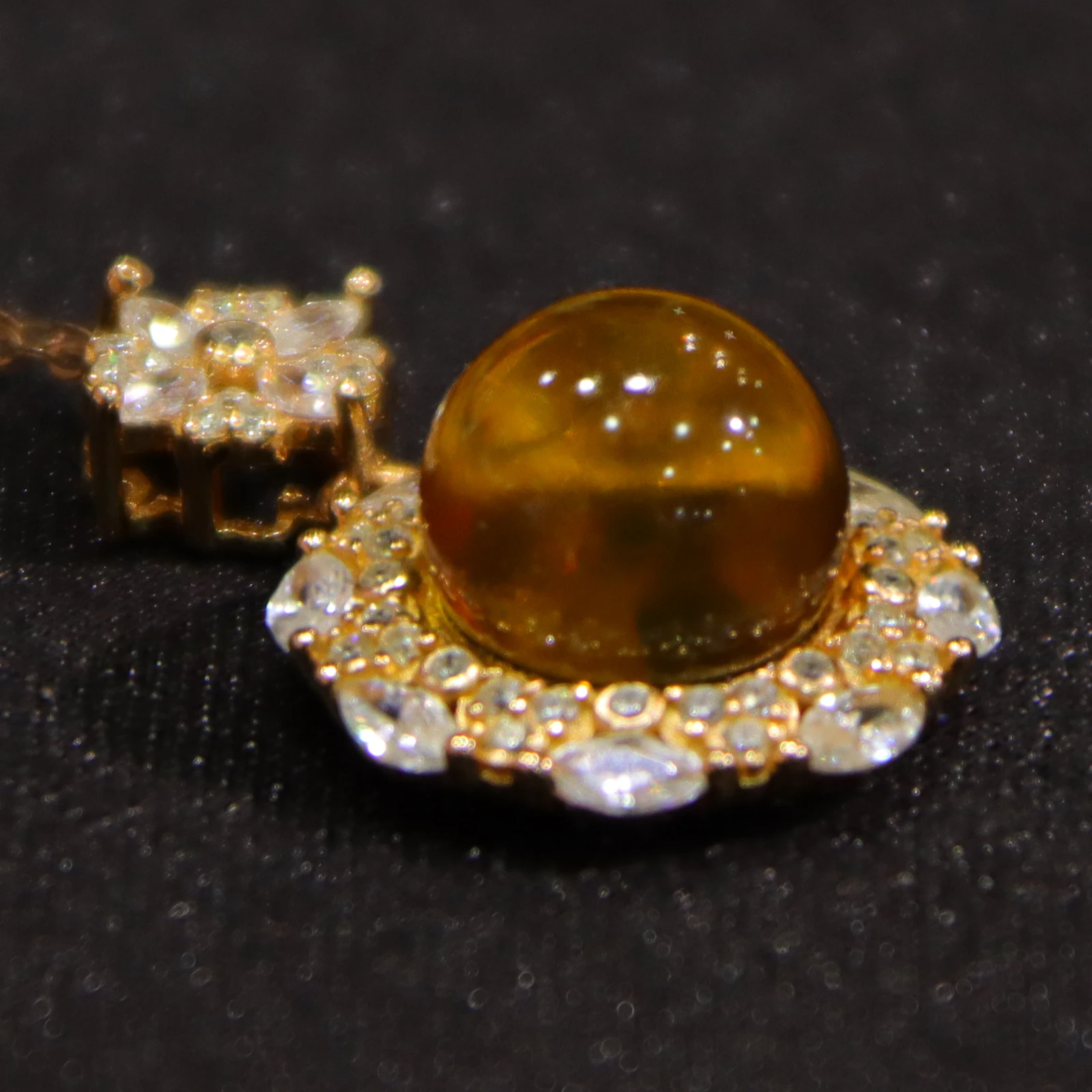 Pure Silver Natural Mexican Blue Amber Pendant 9mm  Floral Vintage Layered Design Jewelry