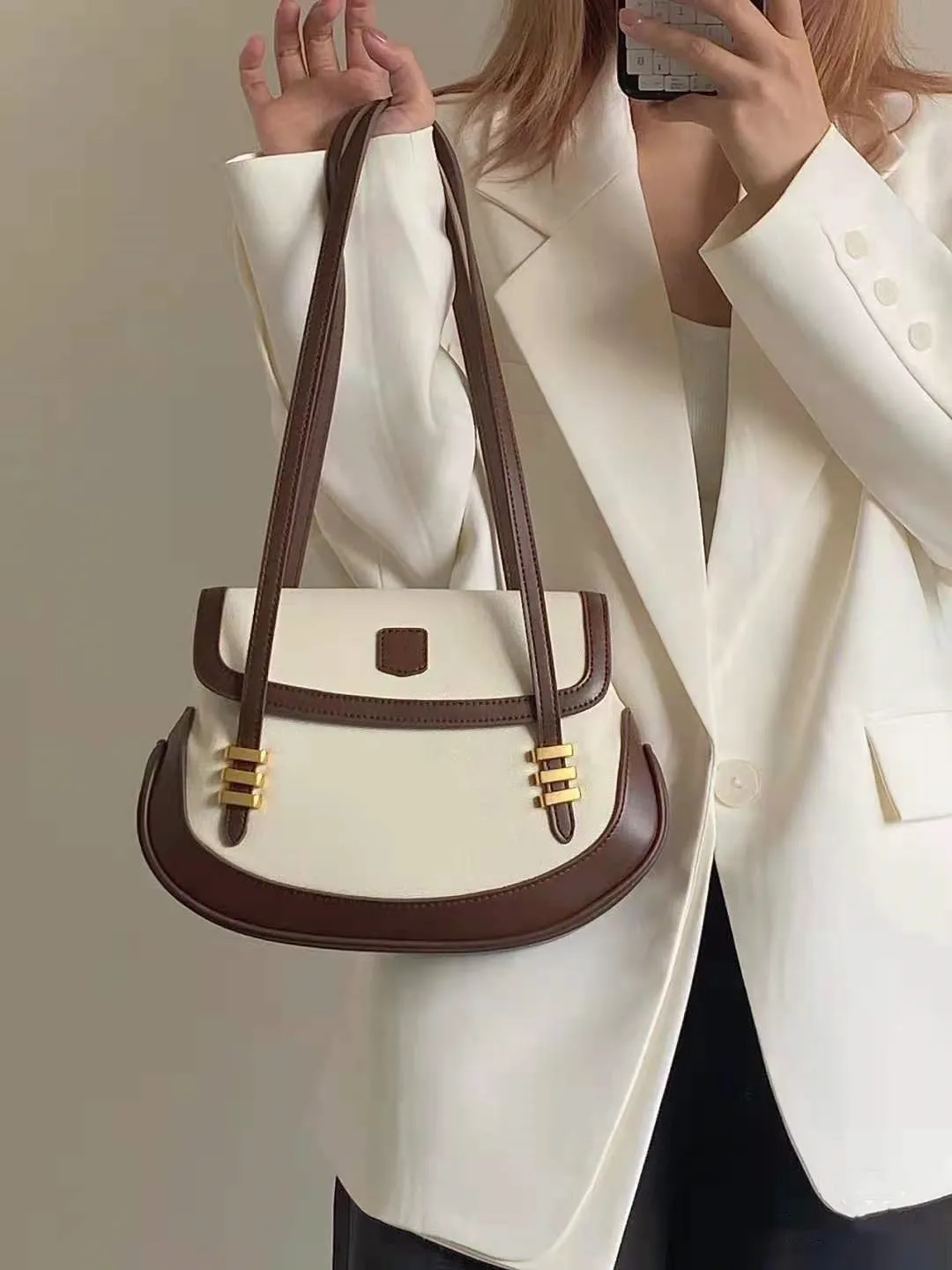 

French Vintage New Soft Leather One Shoulder Underarm Bag Women Fashion Versatile Brown Handbag Thread Double Shoulder Straps