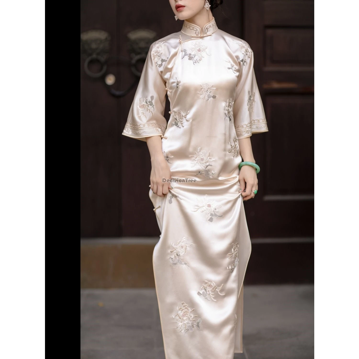 

2024 vintage embroidery daily improved traditional qipao chinese style elegant gentle temperament dress classical silk cheongsam