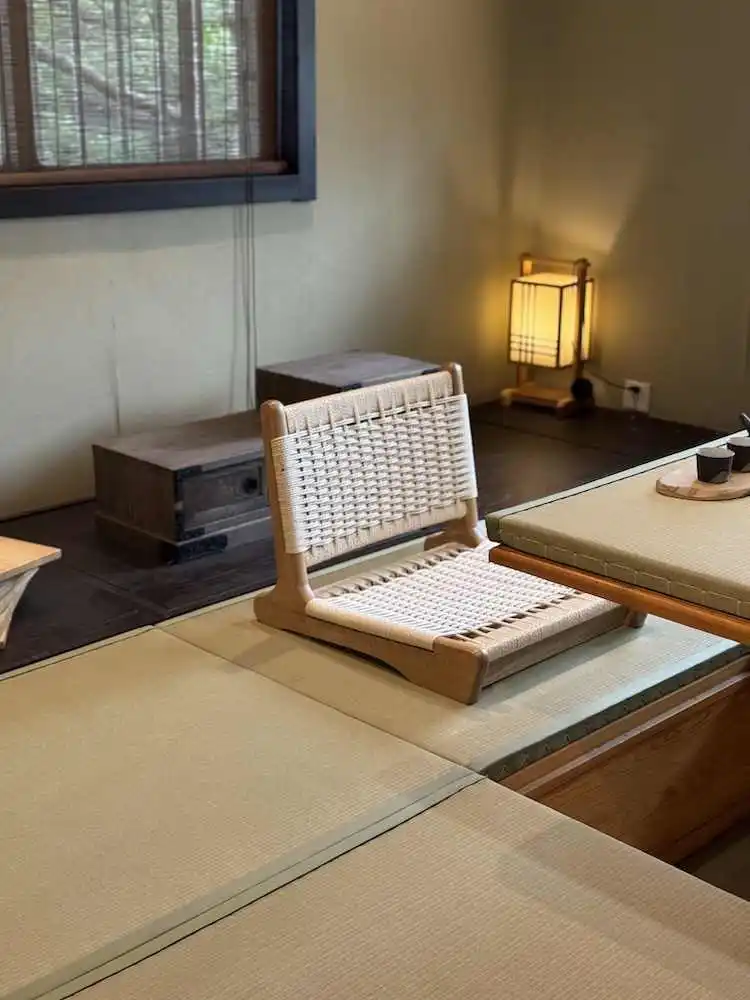 Japanese Rattan Floor Chair – Wabi Sabi Style Low Profile Tatami Seat with Backrest, Handwoven Cane Legless Chair for Tea Room