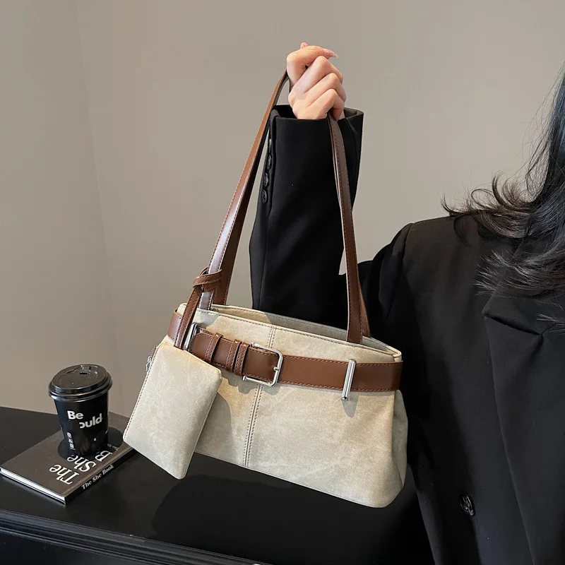 

Luxury Designer Shoulder Bag for Women Underarm Crossbody Top Handle Bag Small Purse Office Commute Unique Style