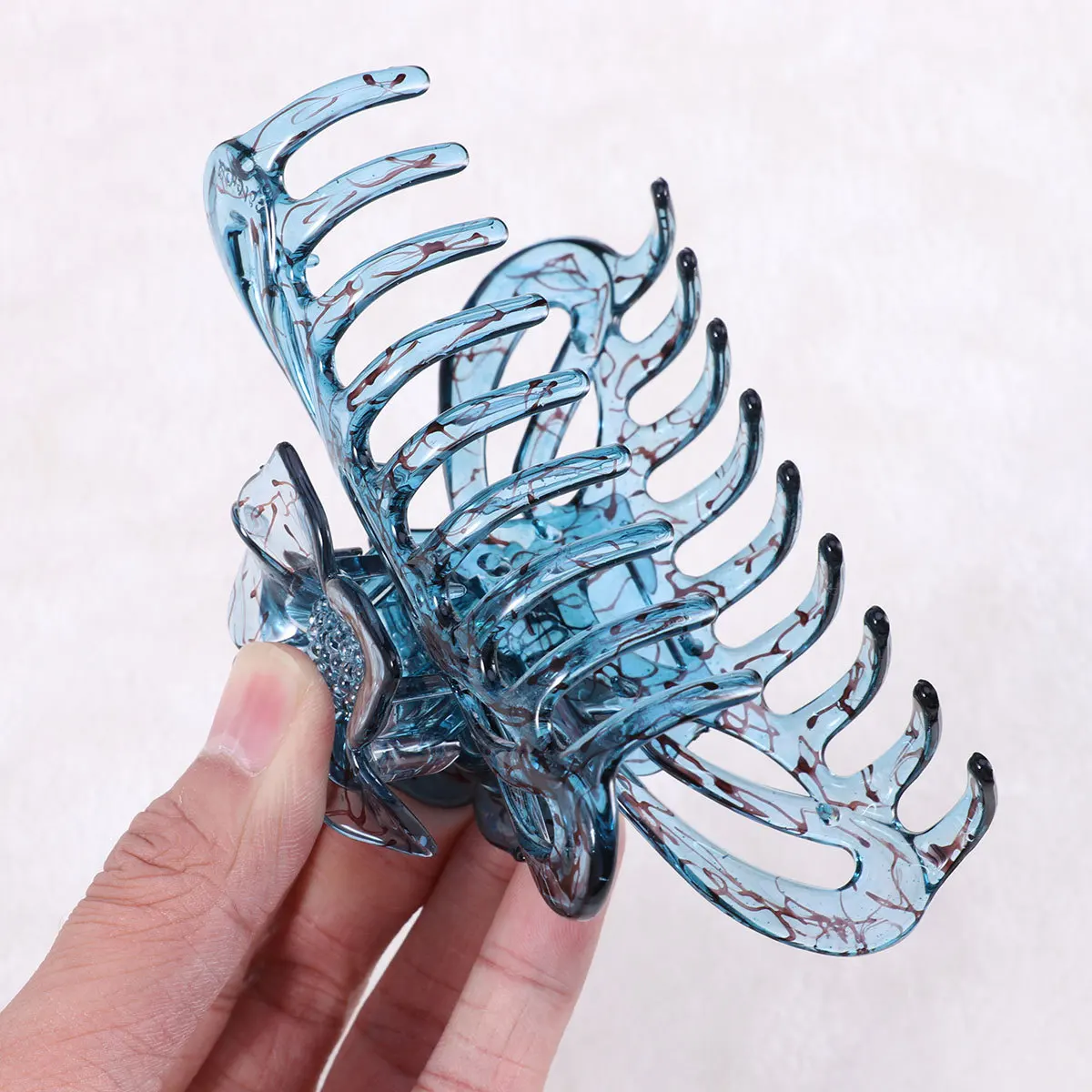 

Заколка для волос, большой синий элегантный цветочный узор, зажим для волос для женщин и девочек, нескользящие заколки для волос для душа, стильные