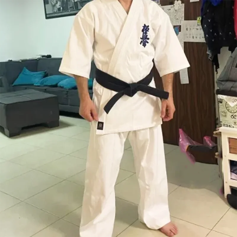 Alta calidad Kyokushinkai Dobok 12oz 100% algodón dogi lona uniforme de Karate Kimono Gi tela para niños adultos, cinturón blanco gratis