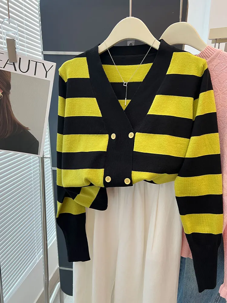 

Корейский дизайн, трикотаж в широкую полоску, длинный све, женская модная цветная блузка, красивый топ, свободный крой на пуговицах