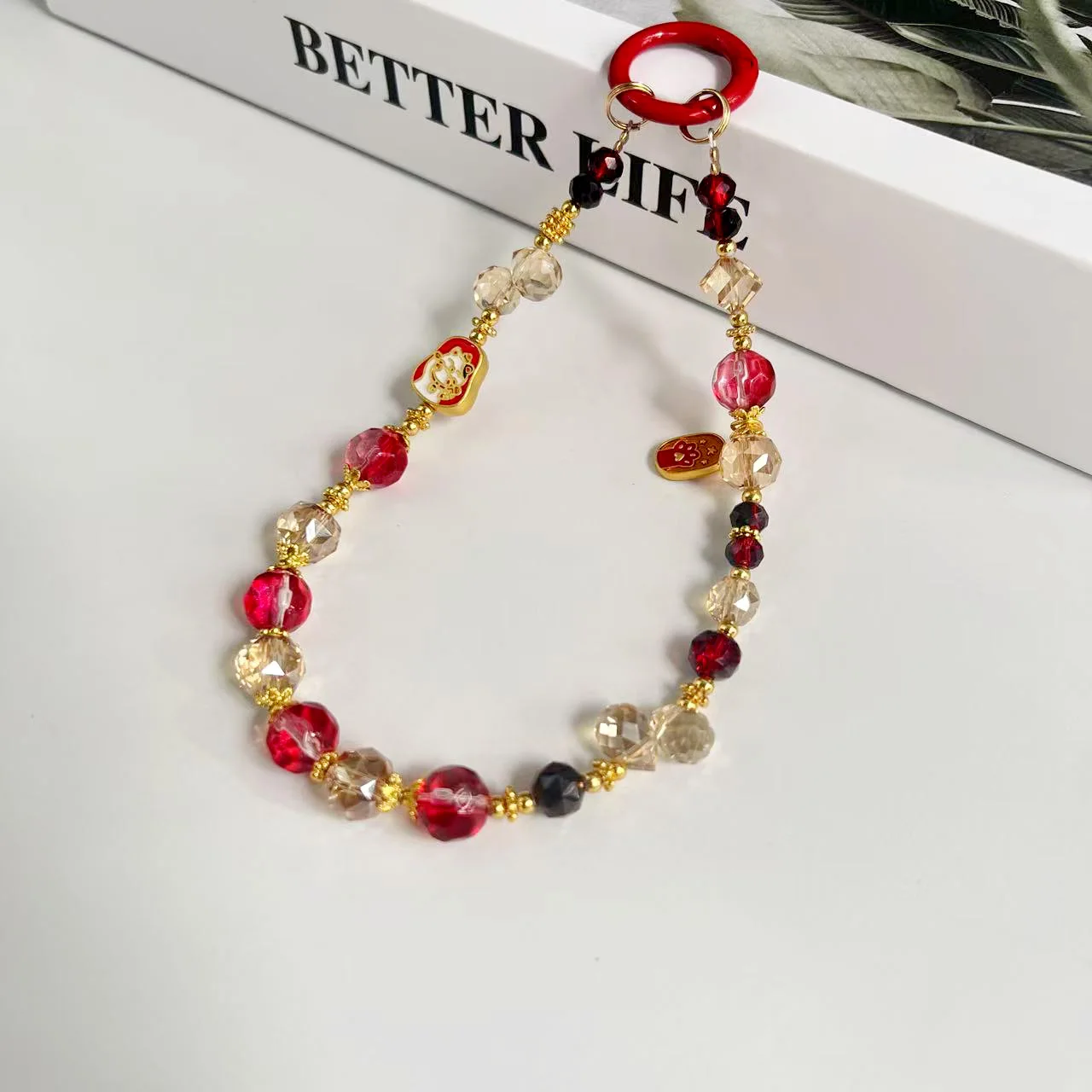 For Light Luxury Crystal Mobile Phone Chain Beaded Short Wrist Chain Fashion Butterfly Pendant Gold Leaf Hand-Made Lanyard