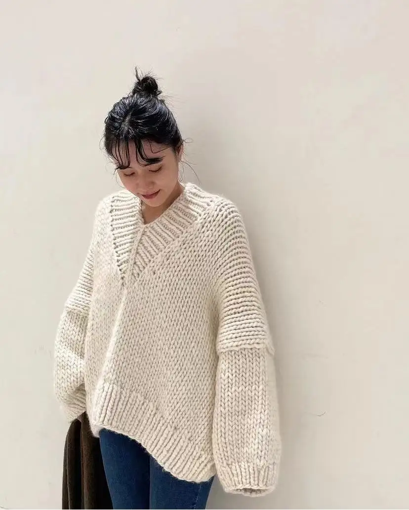 2024 new women\'s casual pure wool V-neck sweater pullover sweater handmade sweater loose version wide version top knitted women