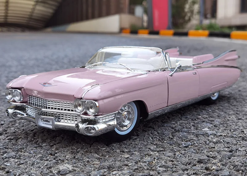 

1/18 New Arrival Special Price Diecast Metal American 1959 Vintage Muscle Car Model Furniture Display Collection Toys Children